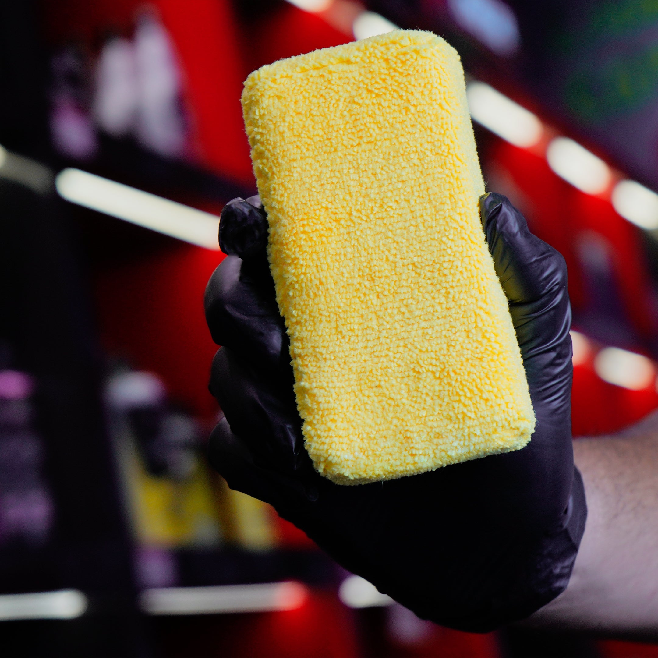 YELLOW MICROFIBER APPLICATOR SPONGE
